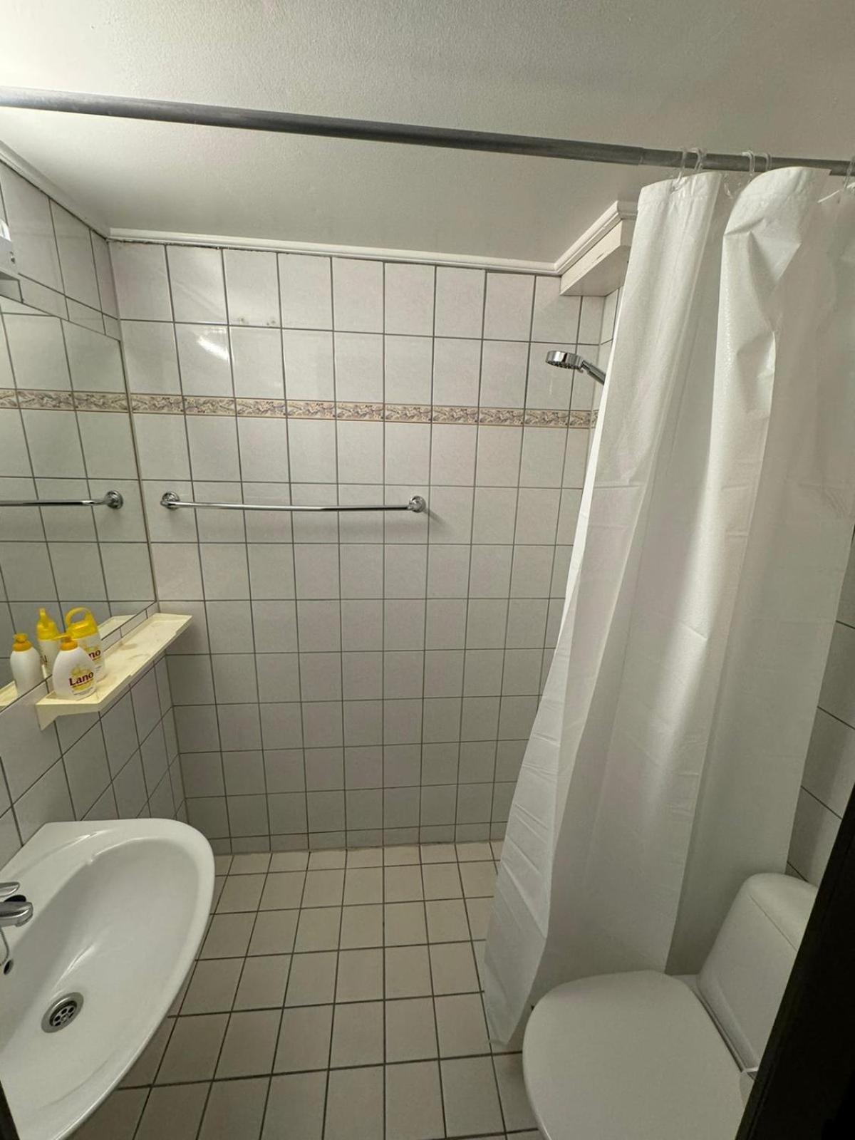Voss Budget Apartments & Rooms Bagian luar foto